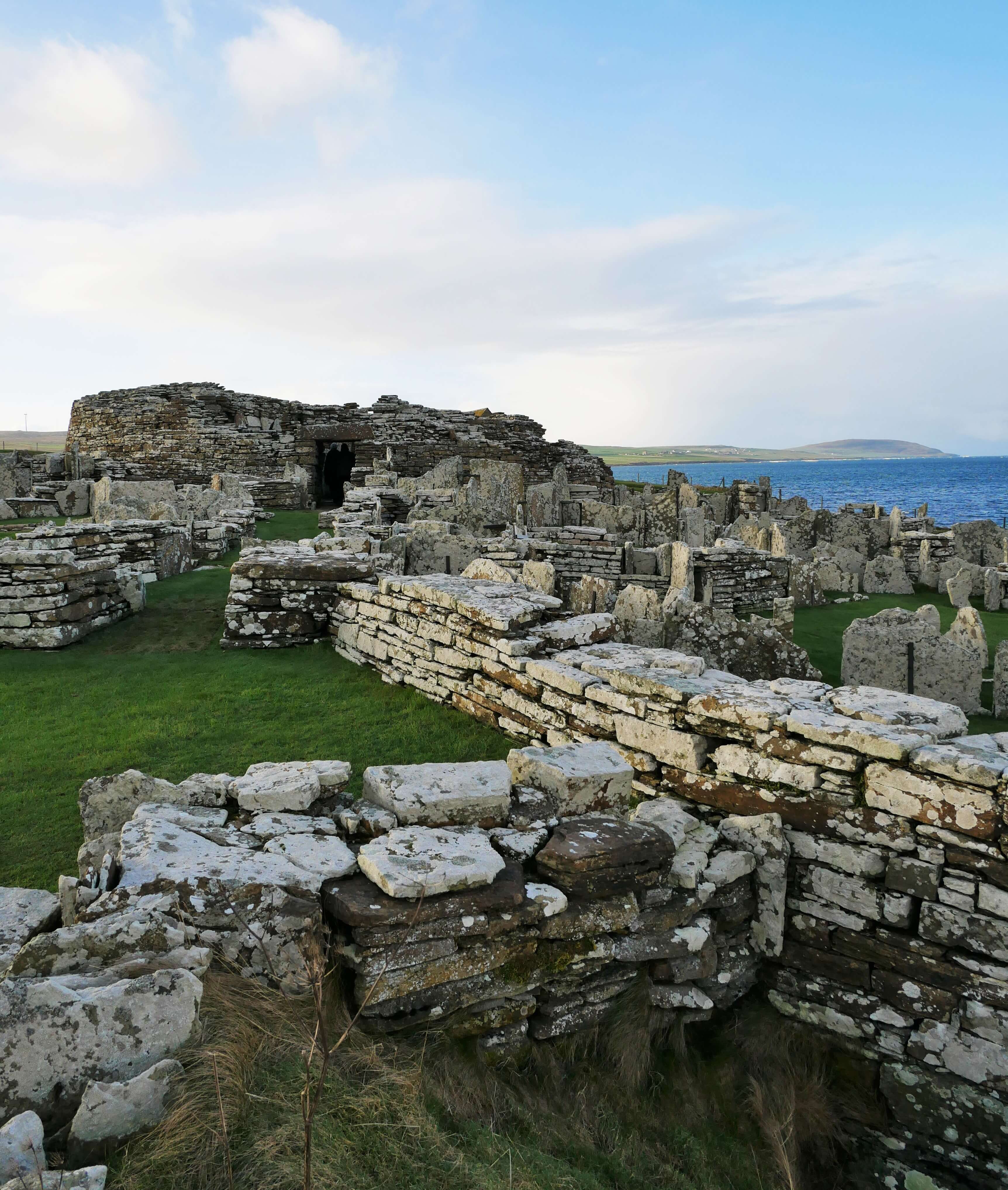 Broch of GUrness, Orkney Islands, Scotland. Orkneyology.com