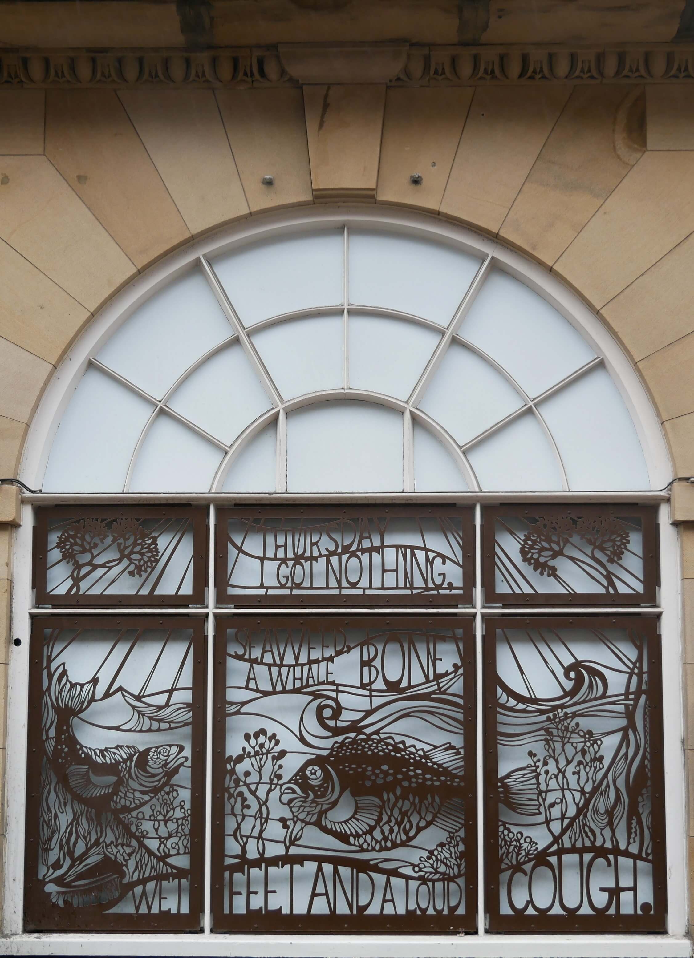 Orkney poet GMB's beloved poem, "Beachcomber" enshrined in window art in Edinburgh