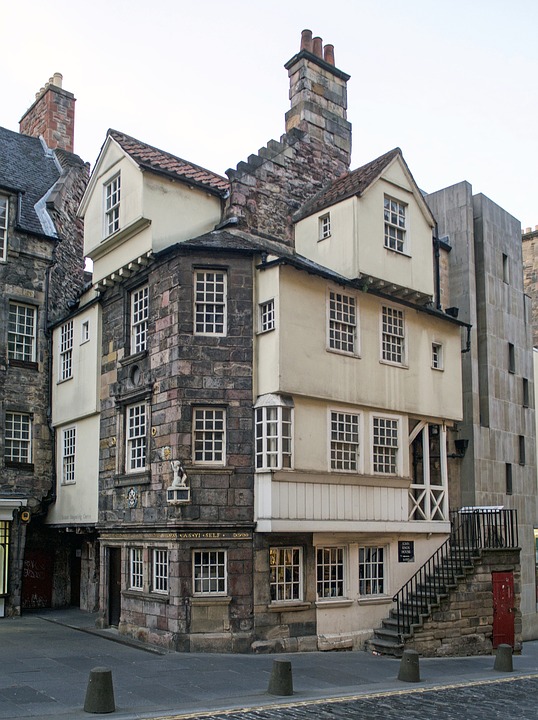 John Knox House in Edinburgh, site of the Scottish Storytelling Centre and the annual storytelling festival https://www.orkneyology.com