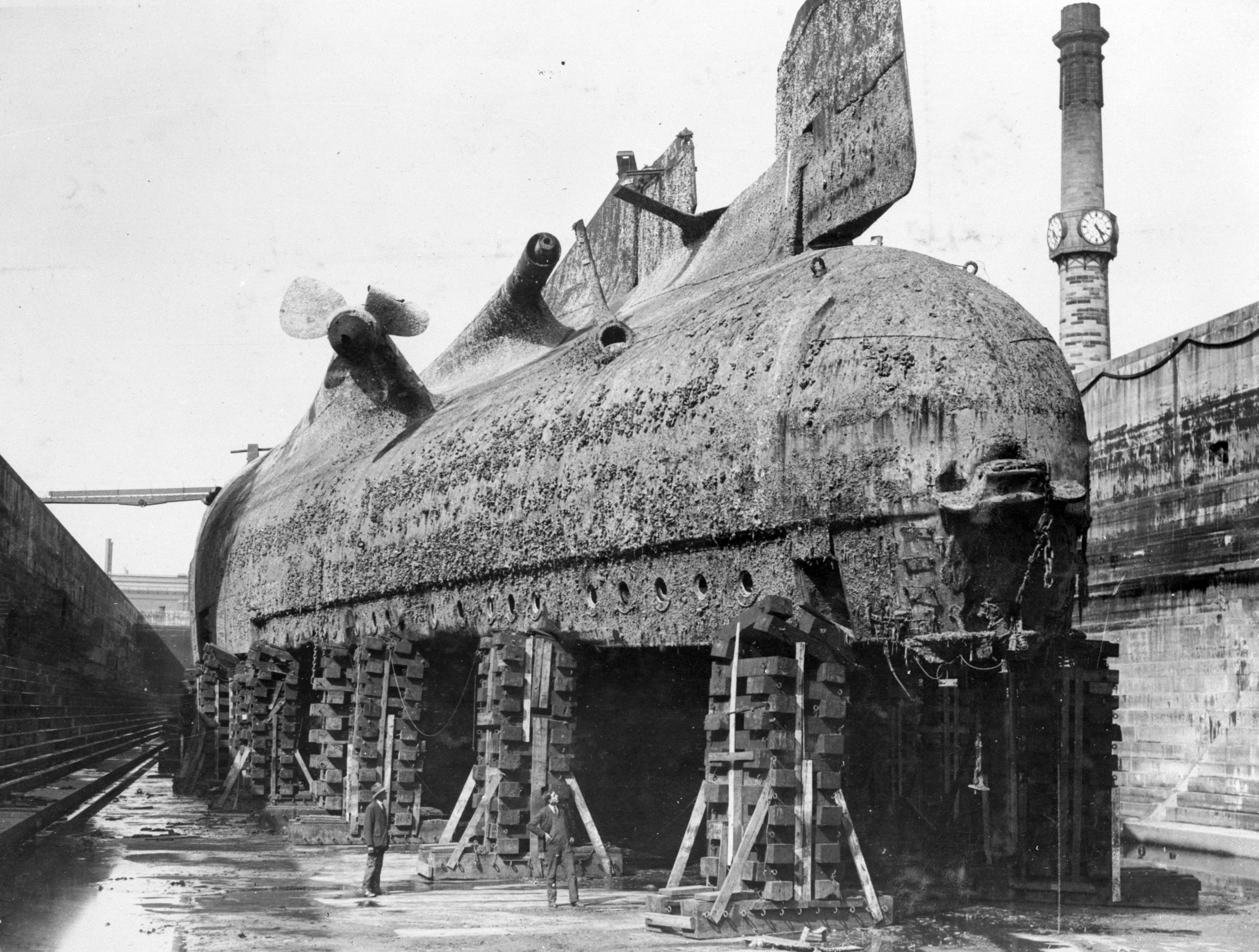 Seydlitz in dry dock at Rosyth awaiting breaking up - Orkney Islands, Scotland, WWI German High Seas Fleet scuttling