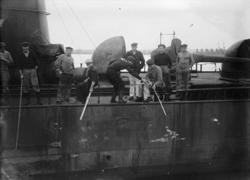German sailors fishing from interned ships - Scapa Flow, Orkney Islands, WWI - Orkneyology.com