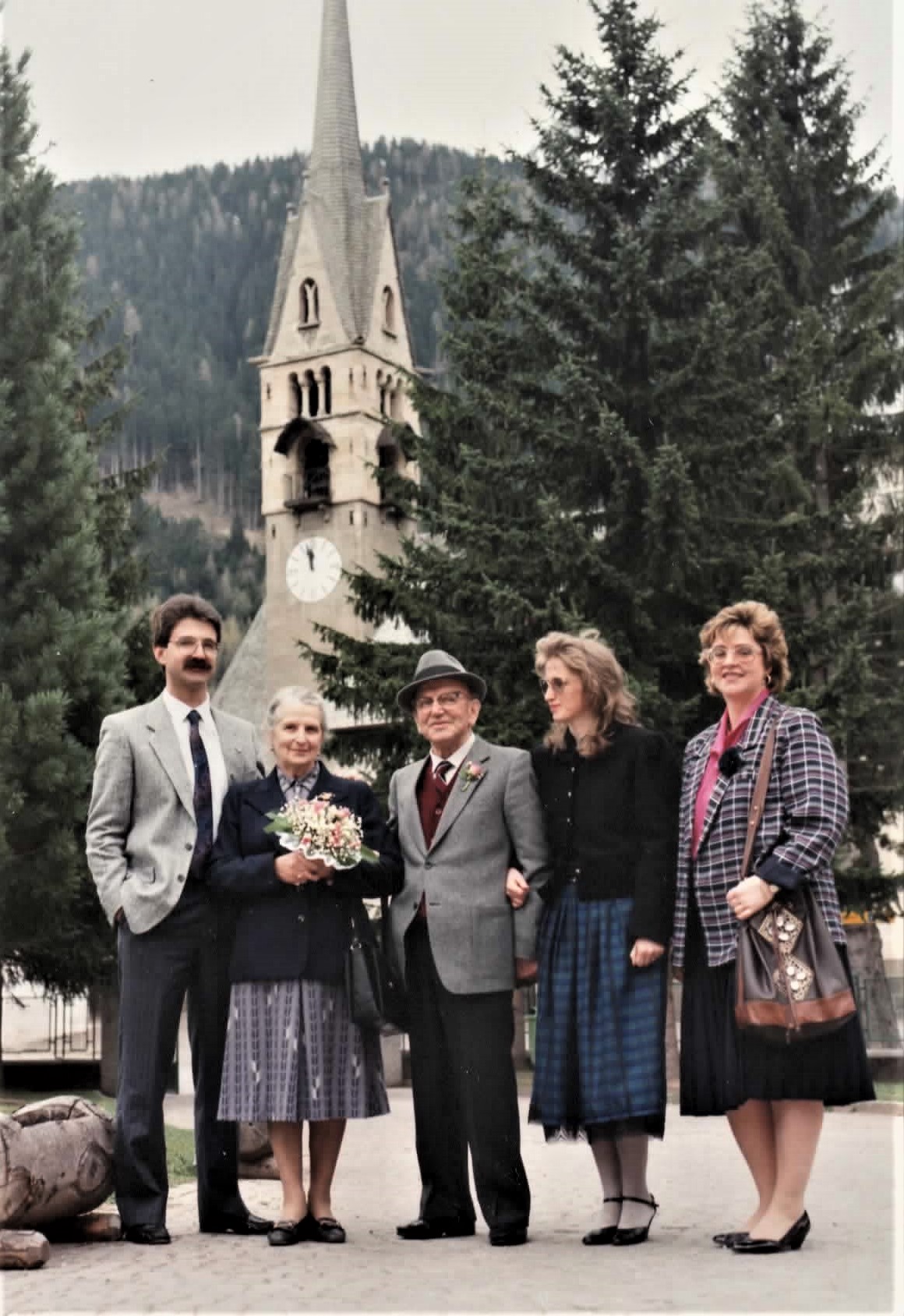 Chiocchetti family photos used here by kind permission of the Domenico Chiocchetti family, Moena, Italy. Chiocchetti family photos used here by kind permission of the Domenico Chiocchetti family, Moena, Italy.