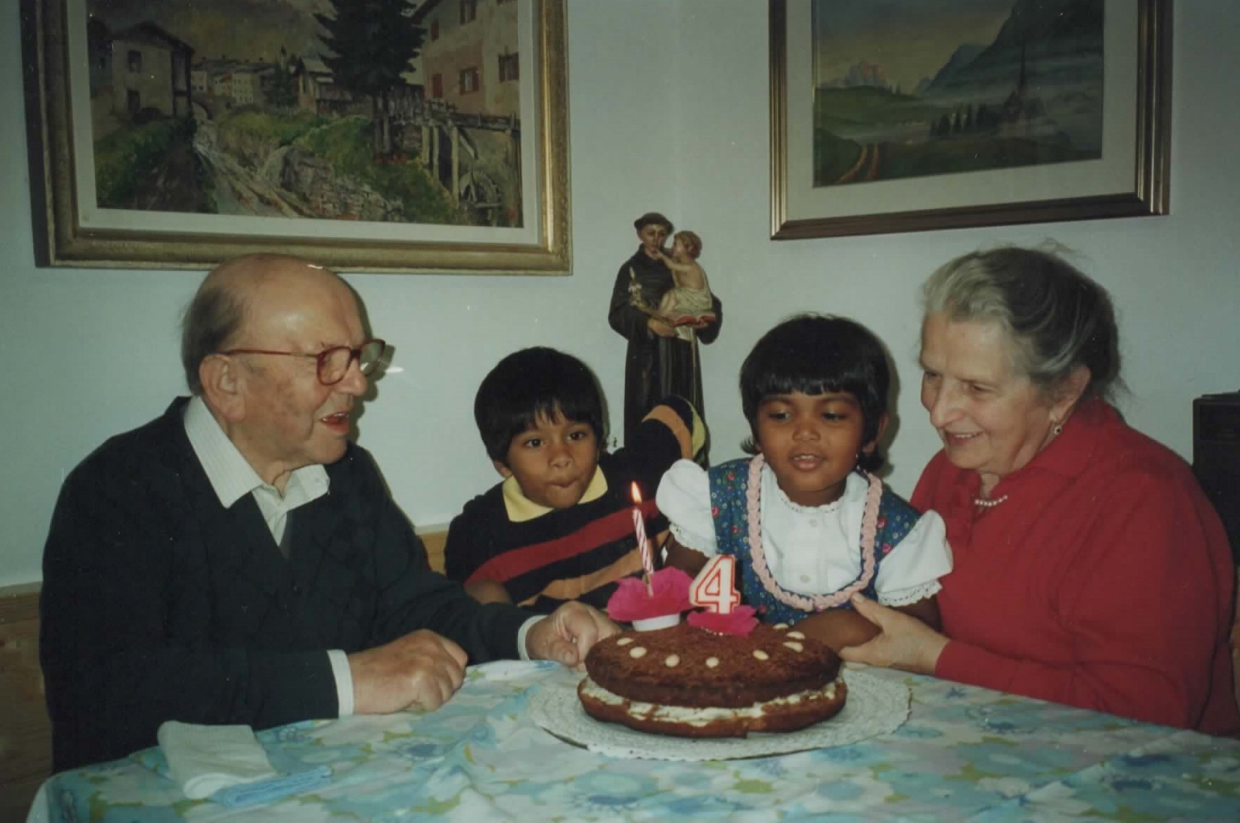 Domenico, Biju, Minati, Maria. Chiocchetti family photos used here by kind permission of the Domenico Chiocchetti family, Moena, Italy. Chiocchetti family photos used here by kind permission of the Domenico Chiocchetti family, Moena, Italy.