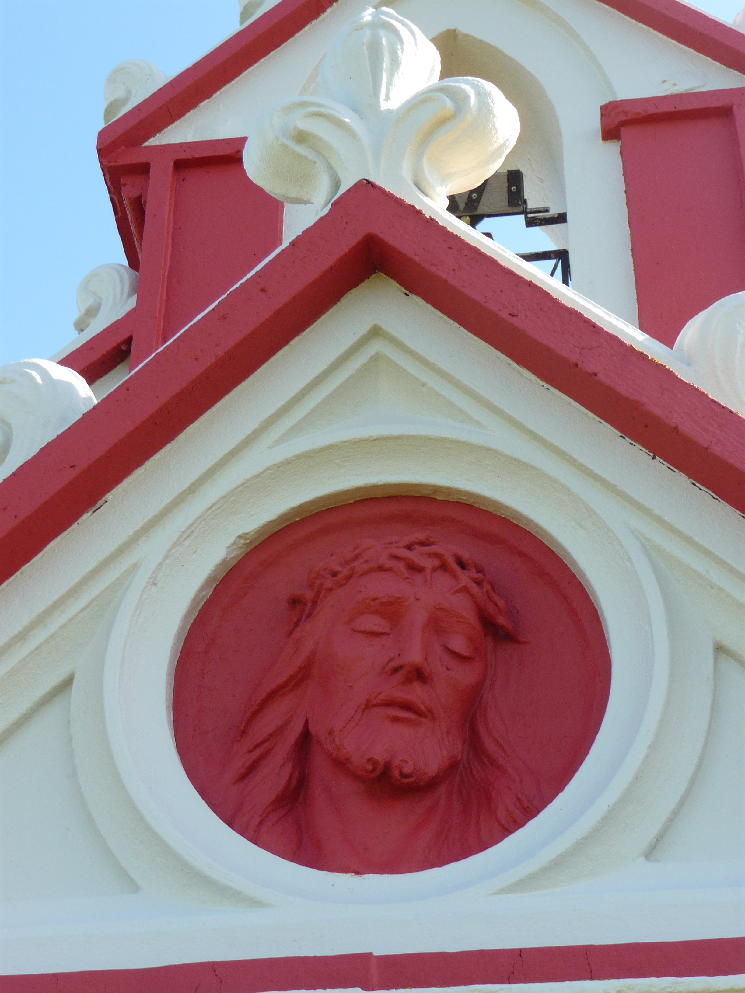 Pennisi's beautiful head of Christ The terra cotta head of Christ on Orkney's beautiful chapel on Lamb Holm, made by Italian POWs in WWII. www.Orkneyology.com