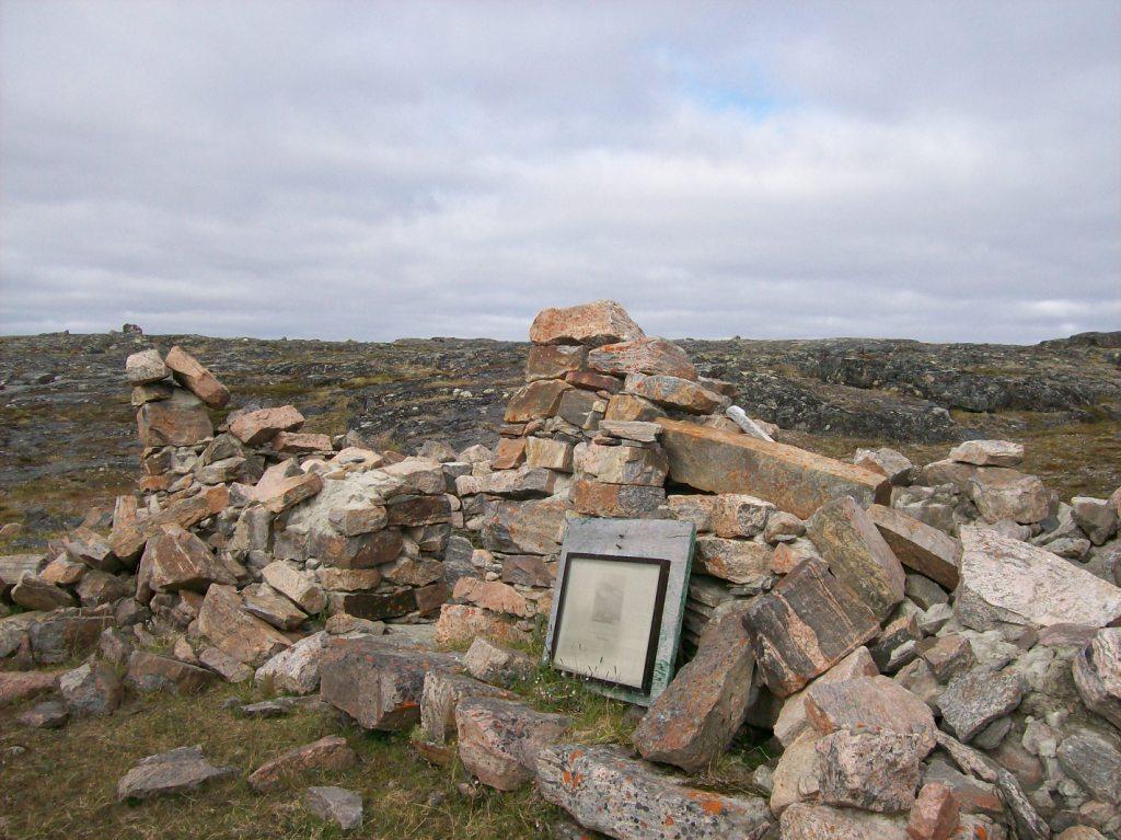 The hopeless ruins of Fort Hope Fort Hope, Rae's stone house in the Arctic