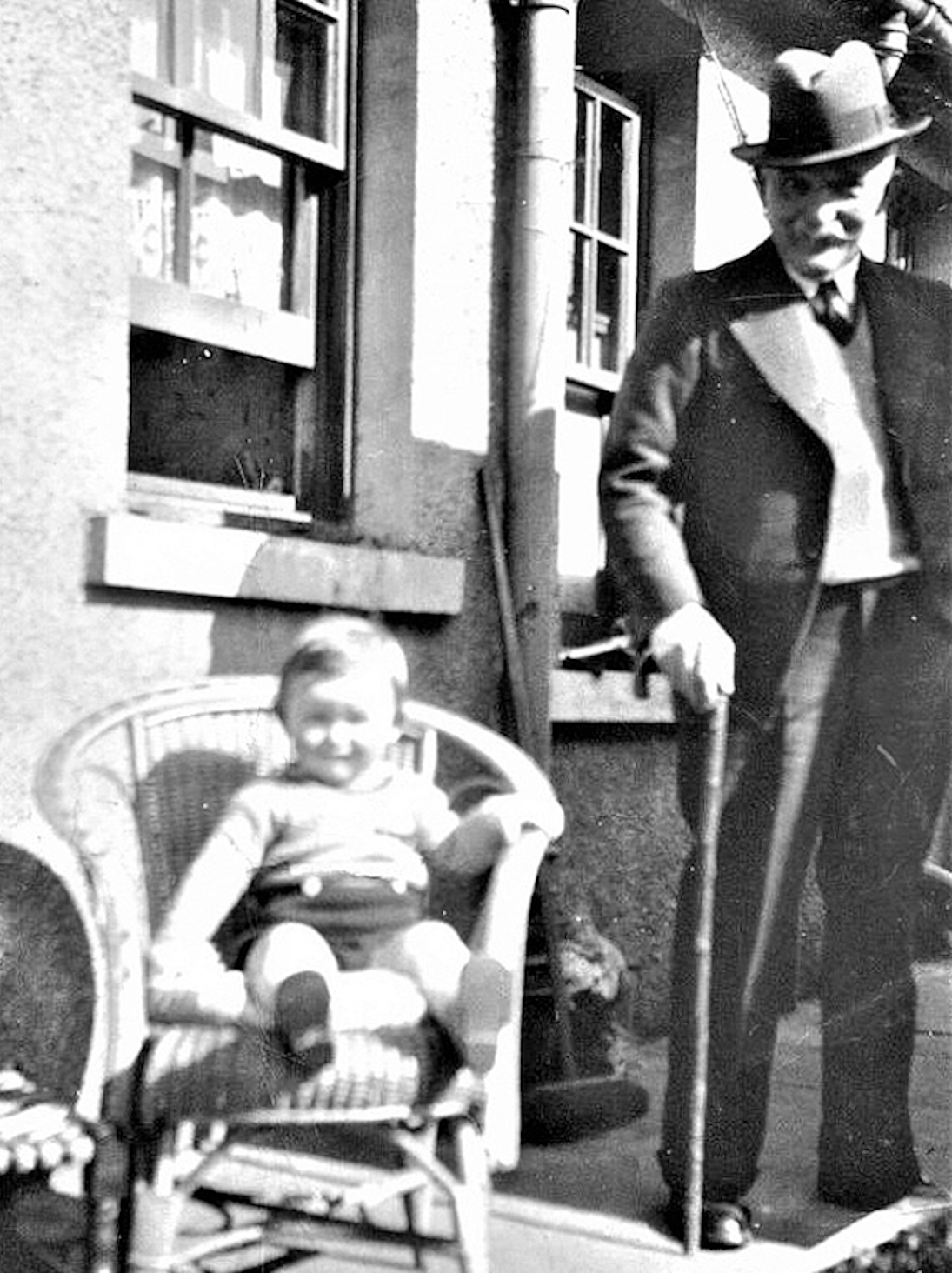 Len Wilson as a child with Uncle Charlie Len Wilson as a child with Uncle Charlie
