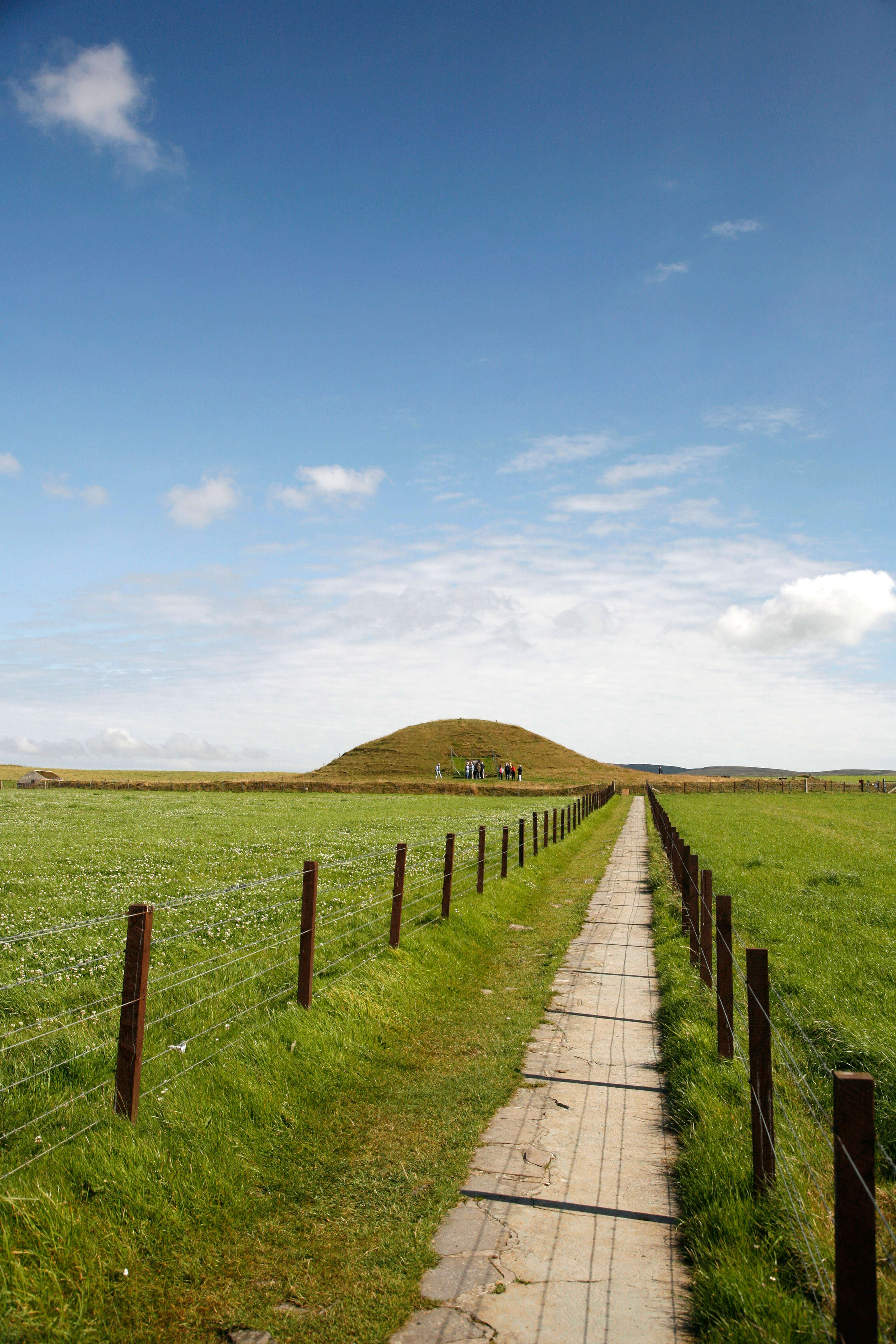 Maeshowe Neolithic Chambered Tomb, Orkney Islands, Scotland. www.Orkneyology.com