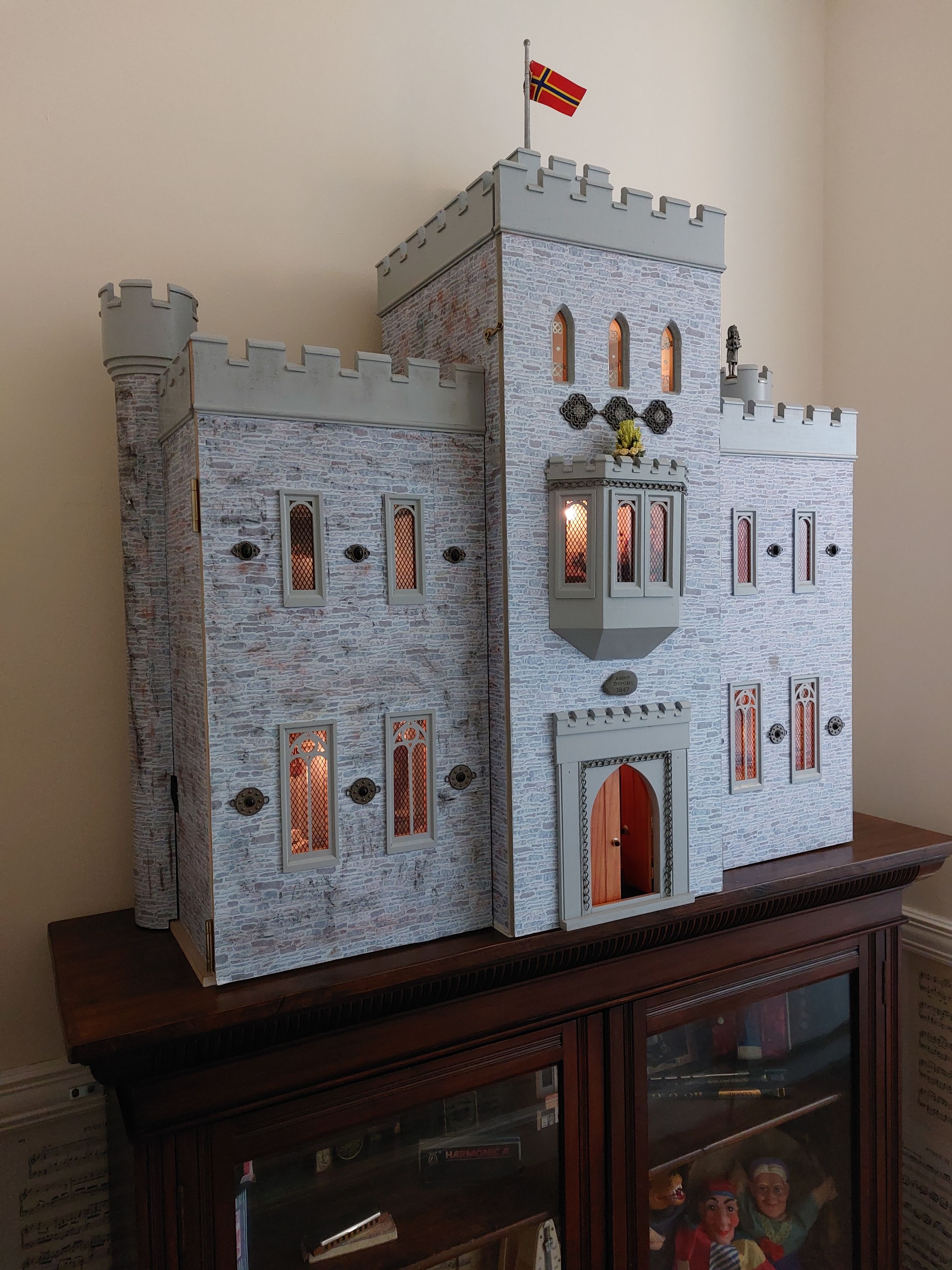 The dollhouse version of HPH Orkney Islands, Scotland - the historic Highland Park mansion in Kirkwall, Orkney, now a gorgeous bed and breakfast - dollhouse version. www.Orkneyology.com