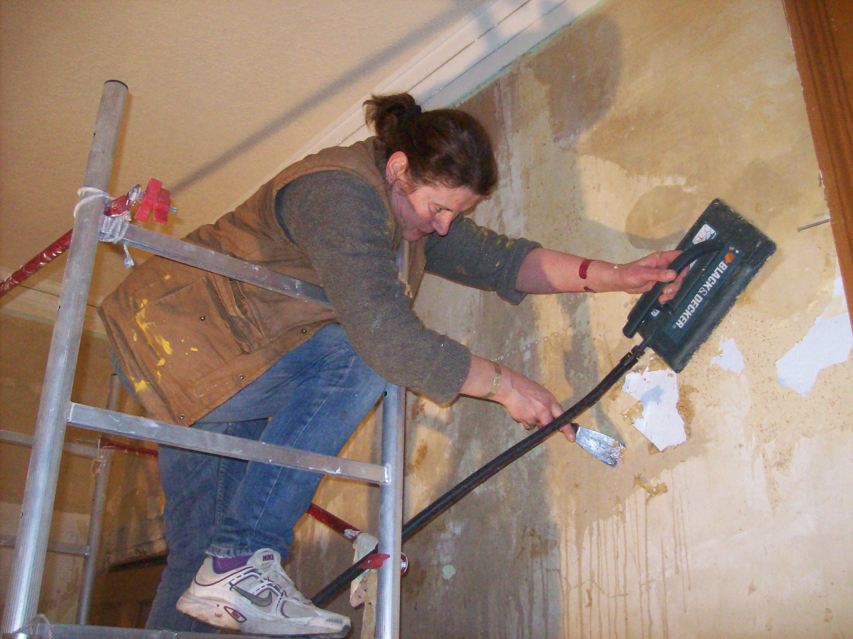 Remembering Nan Á King is a London-Irish writer, storyteller and award-winning dramatist currently living in Orkney in the historic Highland Park House. She has an upcoming book with Orkneyology Press.