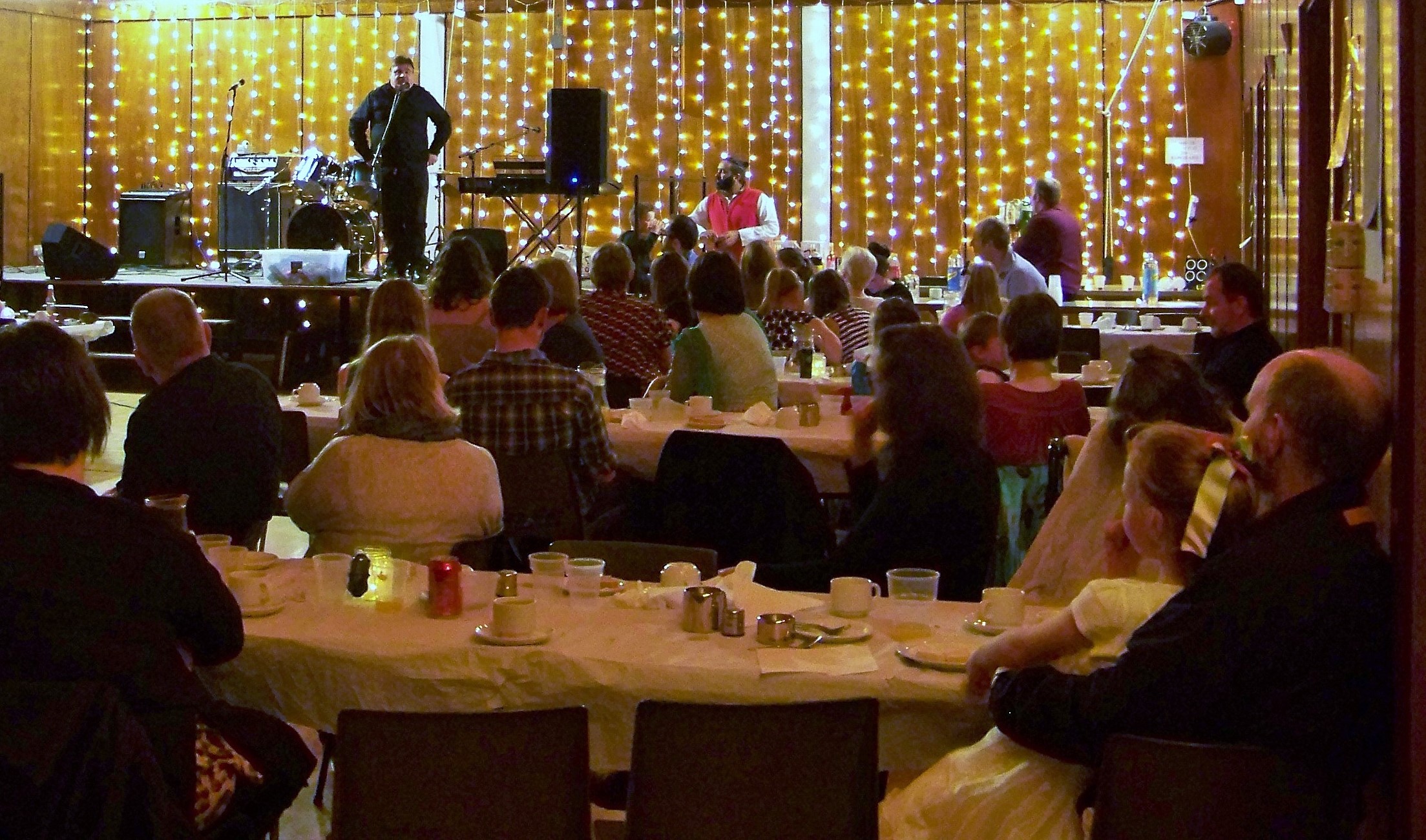 Telling stories at a harvest home Storyteller Tom Muir tells stories at a harvest home gathering in Orkney. Tom is currently the only living native Orcadian traditional storyteller.