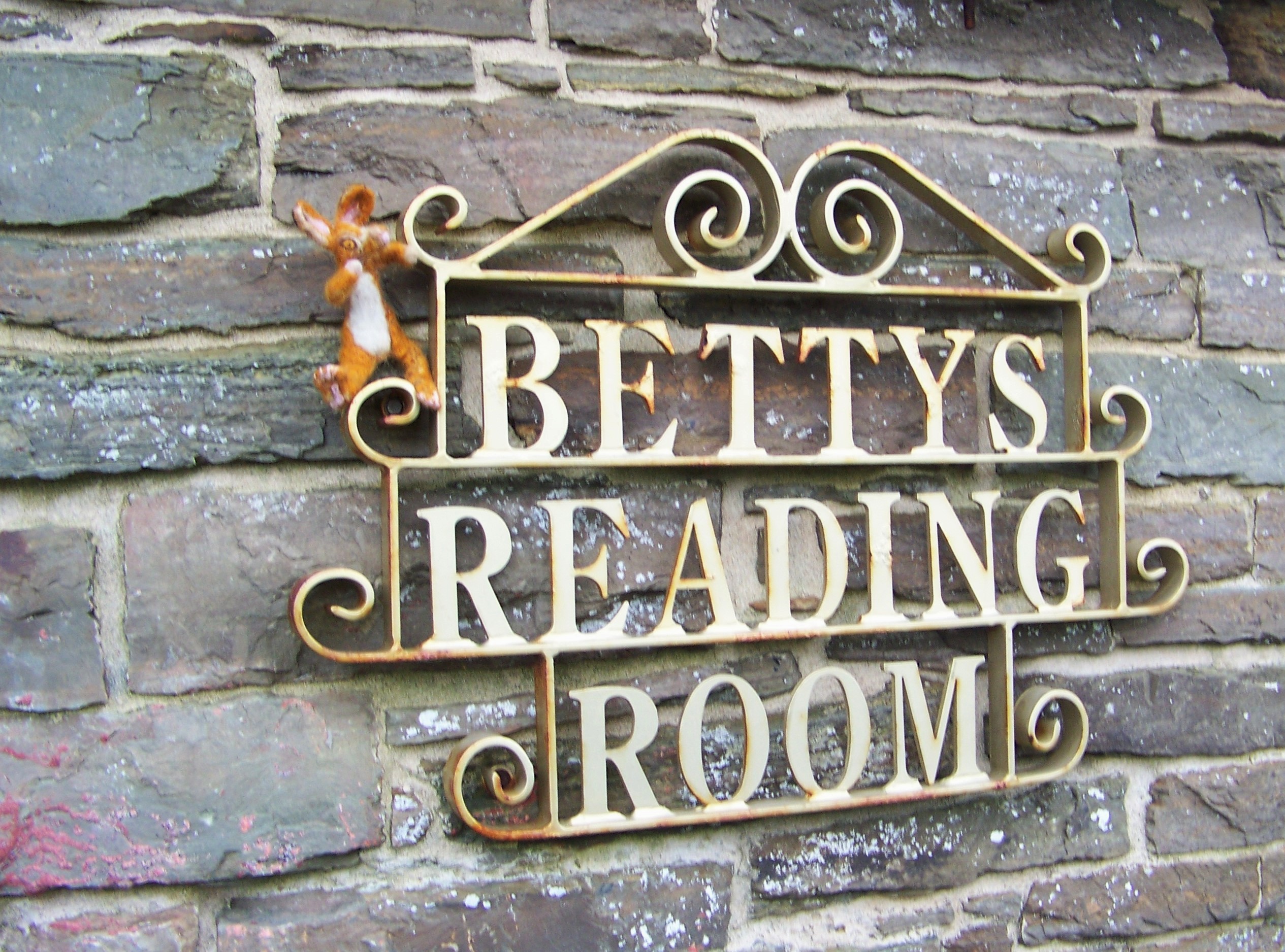 Reading Hare The woolly mascot of Orkney's annual storytelling festival held in the Orkney Islands in October - Story Hare