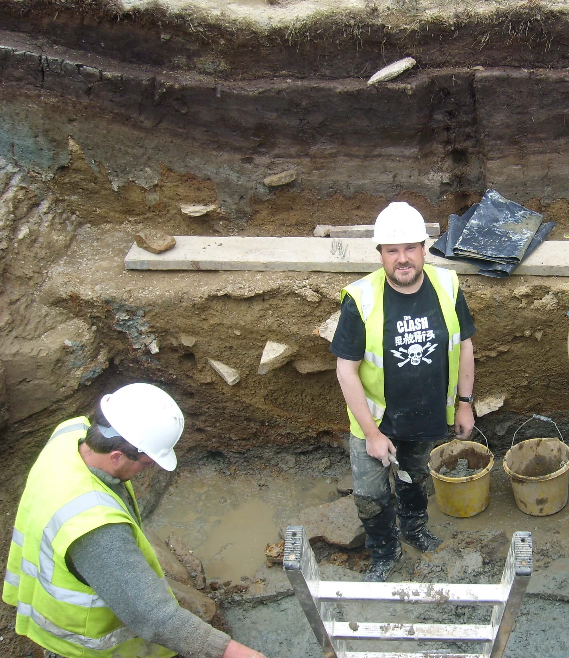 Tom digging at the Ring of Brodgar Orkney's storyteller and historian, Tom Muir, working at an archaeological dig at the Ring of Brodgar, Orkney Islands, Scotland, UK. Orkneyology.com