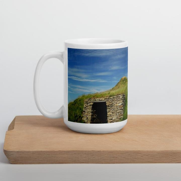 Skara Brae recreated house on one side Skara Brae, Orkney Islands mug and more Orkney, Scotland, viking gifts - Orkneyology.com